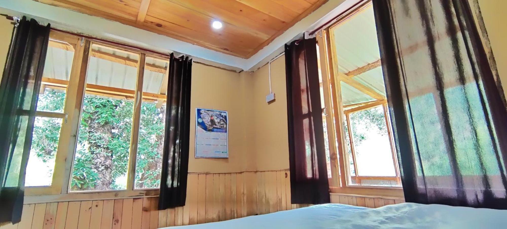 Gushaini Tirthan Ecostay מראה חיצוני תמונה